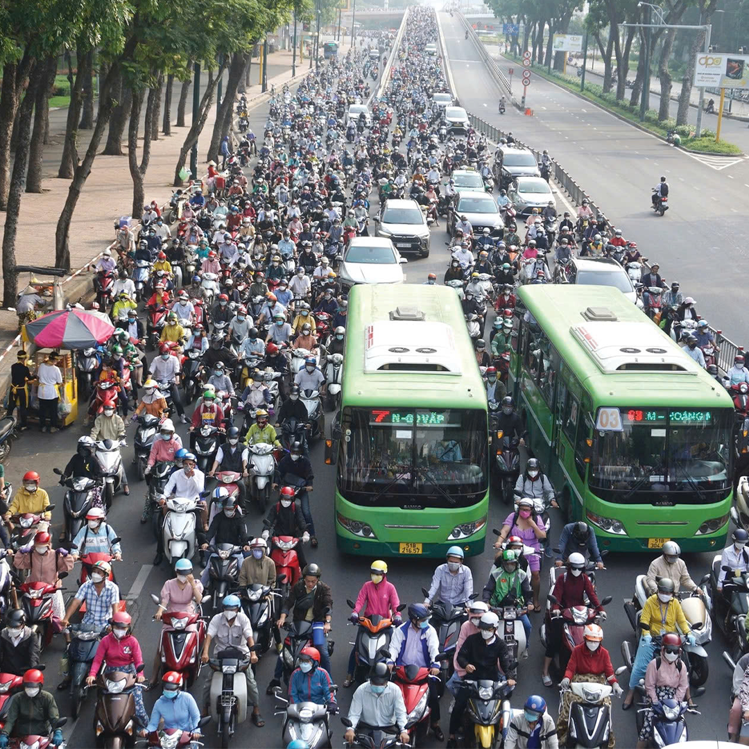 Bản tin thời sự sáng 25/11/2025: Hà Nội sẽ không cấm tuyệt đối xe máy xăng lưu thông trong Vành đai 1